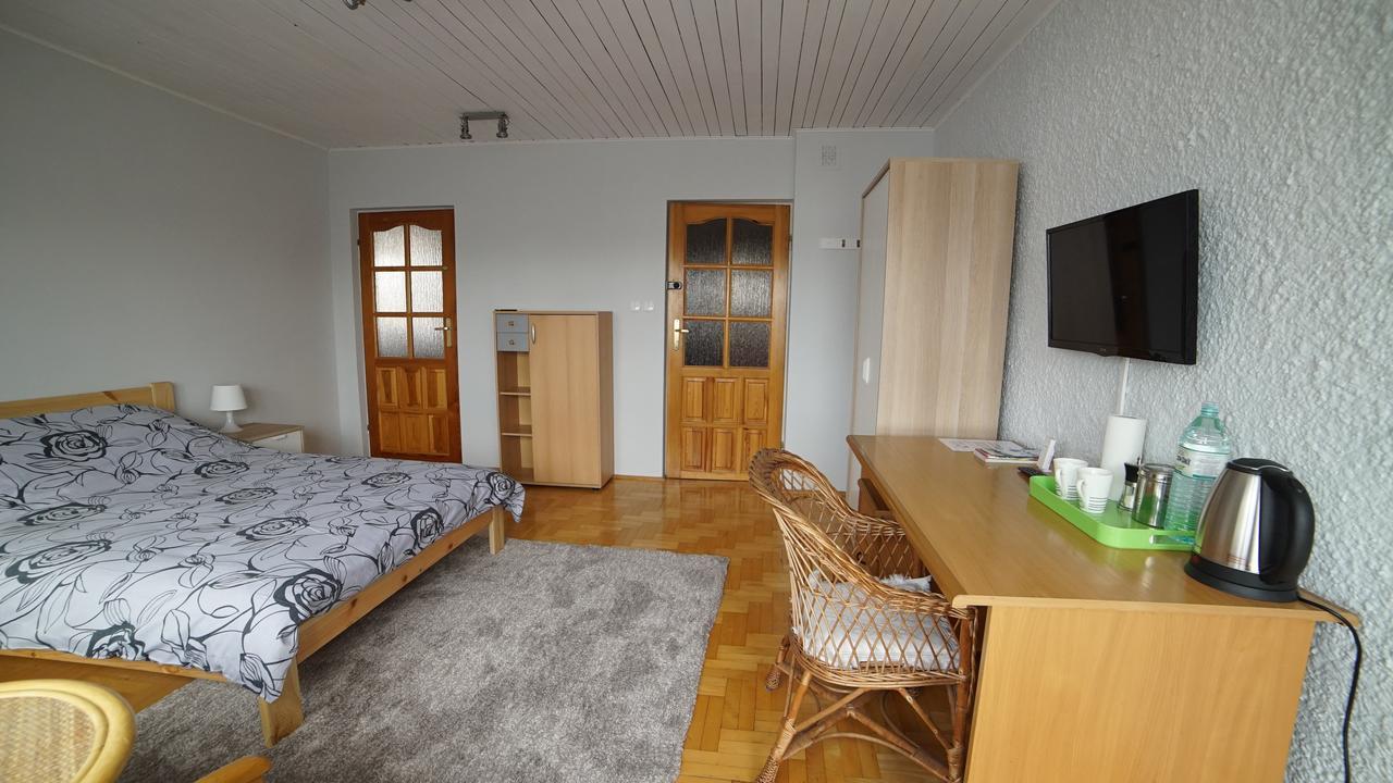 Swierkowy Homestay Naleczow